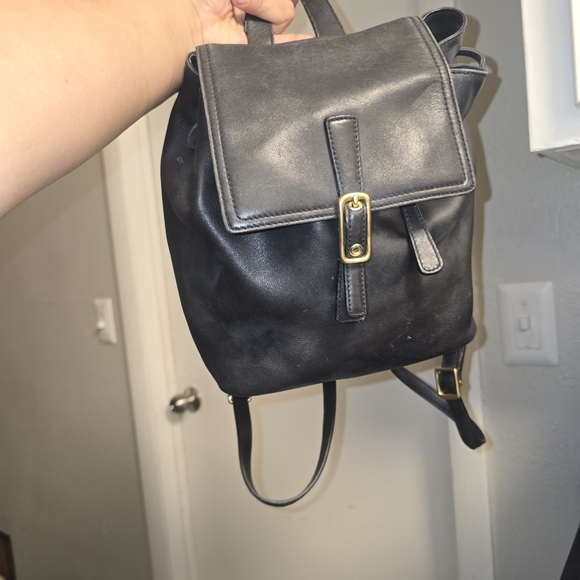 Coach Vintage Black Leather Backpack Purse - Picture 3 of 8